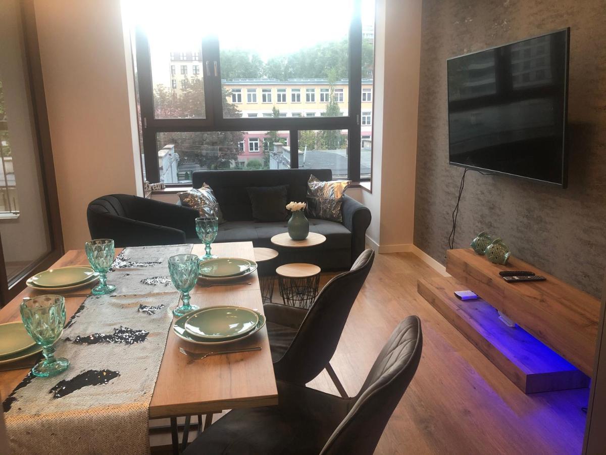 Central Point Apartament, Browary Warszawskie , Free Wifi, Fv Warschau Buitenkant foto